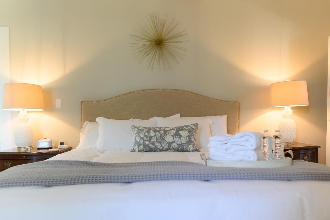 Rose Hill Inn Versailles Екстер'єр фото